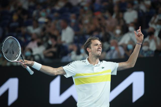 九游官网-八冠王vs20连胜： 澳网决赛德约将遇史上最强挑战